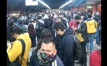 Falla en tren de Línea 3 del Metro provoca caos 