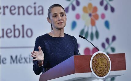 Sheinbaum reacciona a reaparición de Peña Nieto en documental sobre Aeropuerto de Texcoco; se ahorraron 300 mmdp, dice