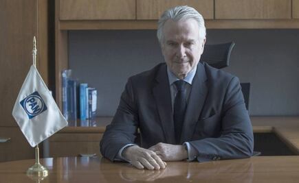 Santiago Creel critica el AIFA; dice que pasó de solución aeronáutica a atracción turística