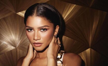 Zendaya rinde homenaje a Cher con diminuto vestido dorado