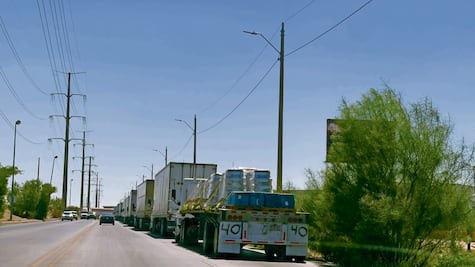Transportistas tardan hasta 10 horas en cruzar a EU