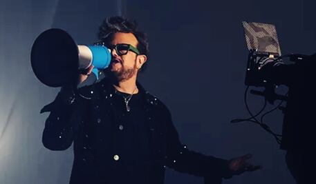 Aleks Syntek recopilará sus anécdotas en un libro: "Está muy loca mi vida"