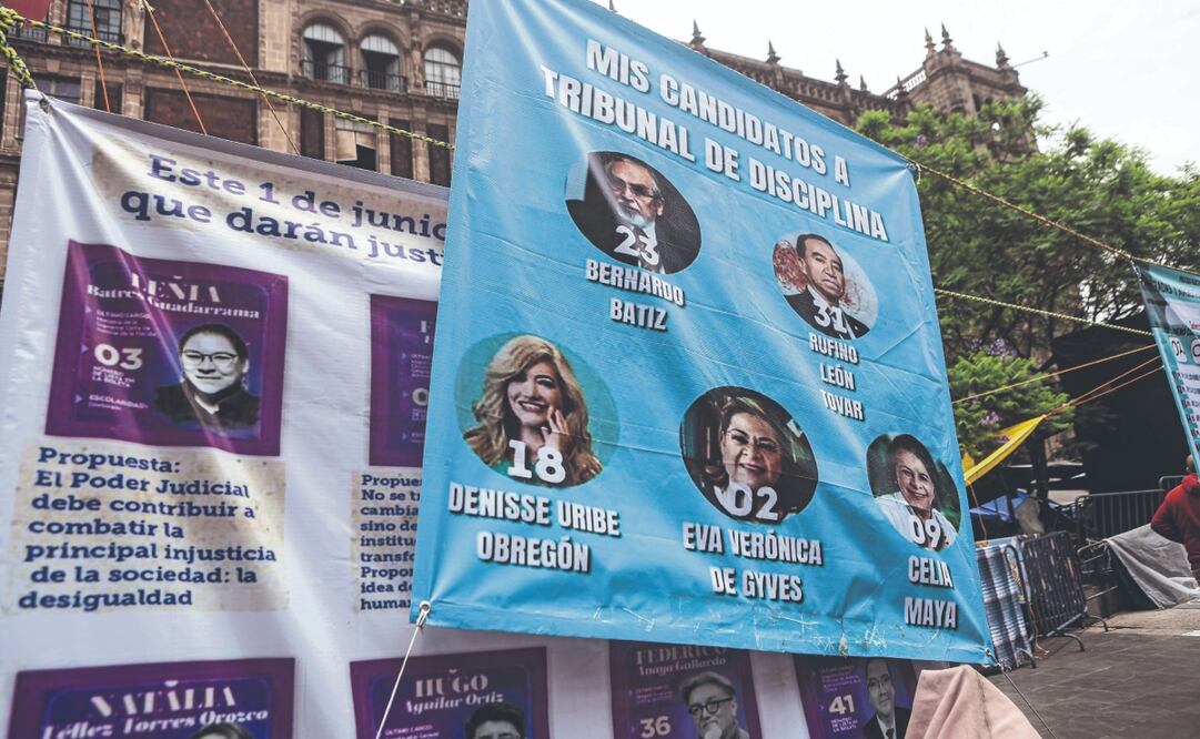 Lonas grandes con acordeones impresos fueron desplegadas frente a la sede de la Suprema Corte de Justicia de la Nación. Foto: de GABRIEL PANO. EL UNIVERSAL