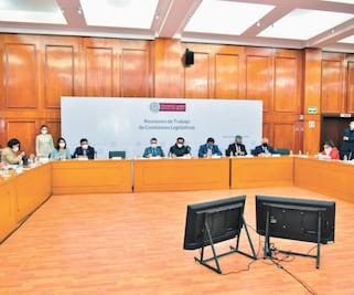 Piden esquema de austeridad a los tres poderes del Edomex