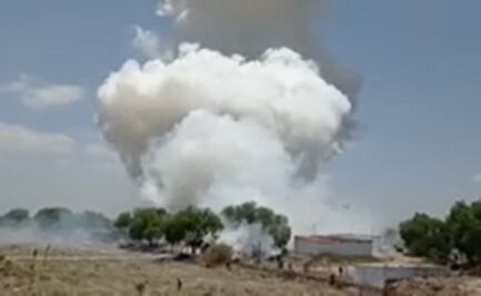 Video. Explotan 3 polvorines en orillas de la Laguna de Zumpango; hay un muerto y 5 heridos