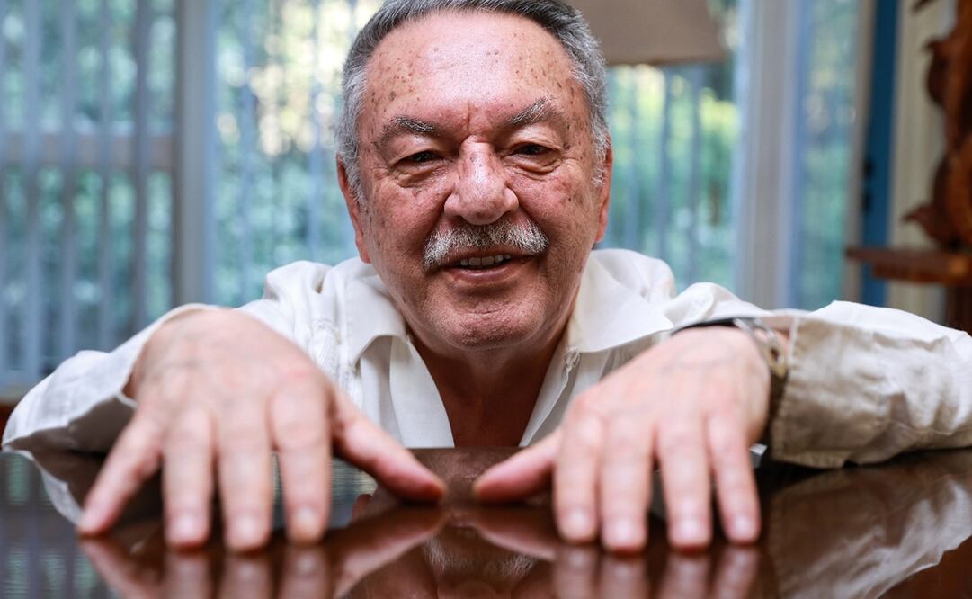 Retratos con el compositor Federico Ibarra en su domicilio ubicado en la calle de Veracruz número 113 en la colonia condesa ; con motivo de la nueva obra que estrenará. Foto: Fernanda Rojas/ El Universal