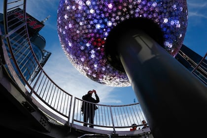 ¿Por qué cae la bola en Times Square? Historia y secretos de la tradición de Año Nuevo