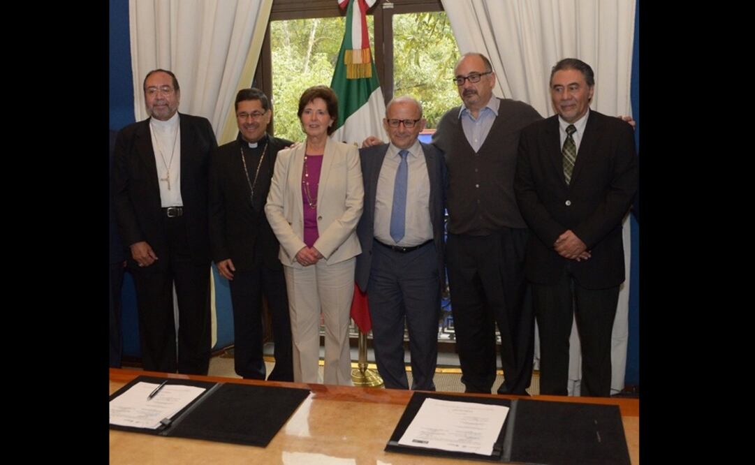 Monseñor Armando Colín; Monseñor Alfonso Miranda; María Cristina García Cepeda, titular de la Secretaría de Cultura, Diego Prieto, director general del INAH. Foto: Cortesía INAH