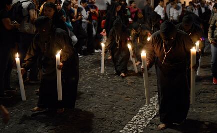 Taxco celebra simbólica Procesión de las Ánimas