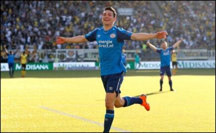 Chucky Lozano, en la mira del Chelsea