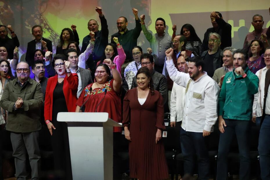 Clara Brugada presumió unidad. FOTO: Fernanda Rojas/ EL UNIVERSAL/