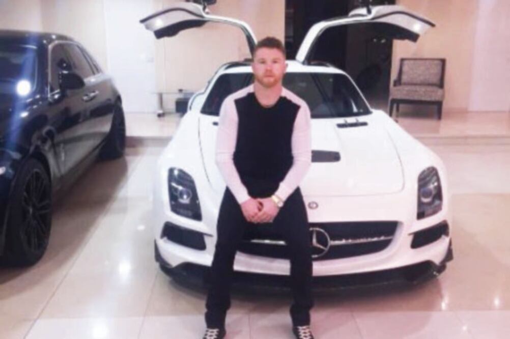 “Canelo” Álvarez es fanático de los automóviles deportivos (TWITTER)