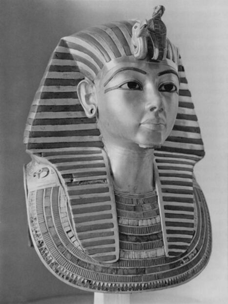 Aristócratas y Arqueólogos