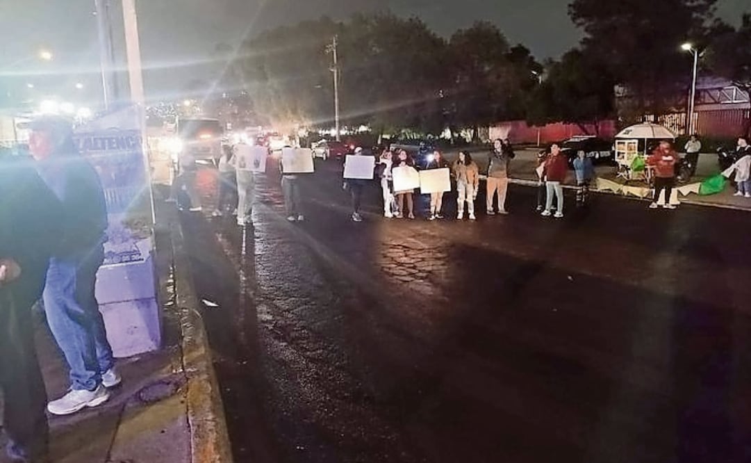 Familiares y amigos de Karla se manifestaron en las calles la semana pasada para demandar a las autoridades la búsqueda de la madre de dos niñas.
Ayer, fue localizada sin vida en un inmueble de la alcaldía de Iztapalapa. Foto: Especial