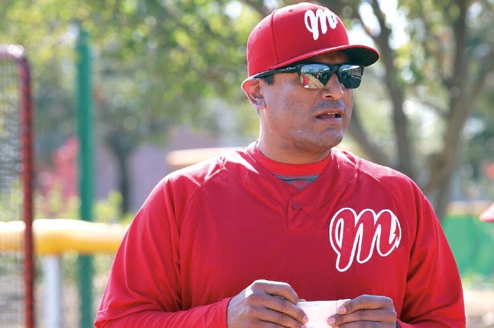 El piloto escarlata Miguel Ojeda pondrá en forma física al México (DIABLOS ROJOS DEL MÉXICO)