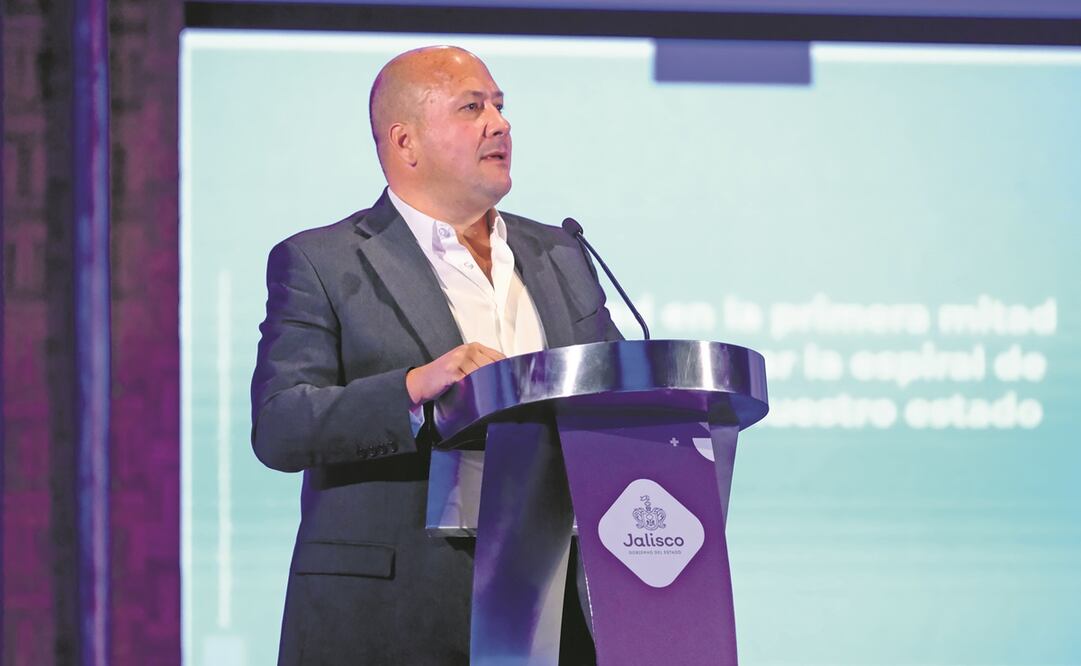 Enrique Alfaro dijo que con la nueva estrategia de seguridad se busca atender a fondo el problema de las agresiones hacia las mujeres. Foto: Especial