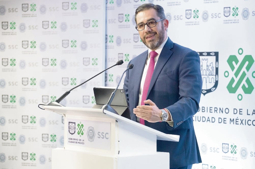 El secretario de Seguridad Ciudadana, Jesús Orta, explicó que los propios uniformados le dijeron que no recibieron sus cursos. (GERMÁN ESPINOSA. EL UNIVERSAL)