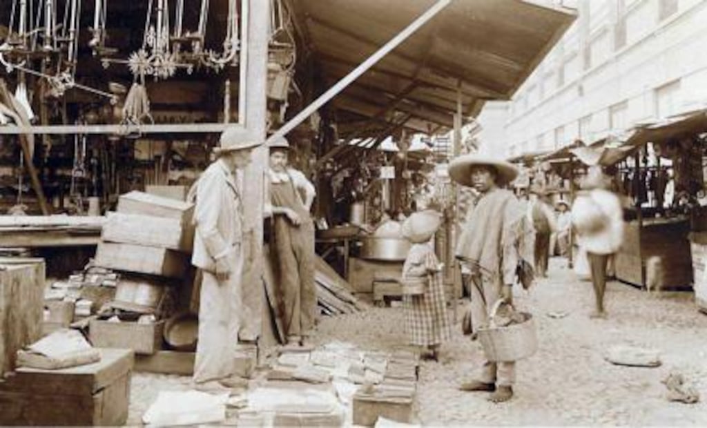 Los mercados ambulantes, herencia de los prehispánicos