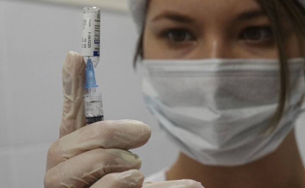 Rusia celebra la “puesta en órbita” de la vacuna Sputnik V