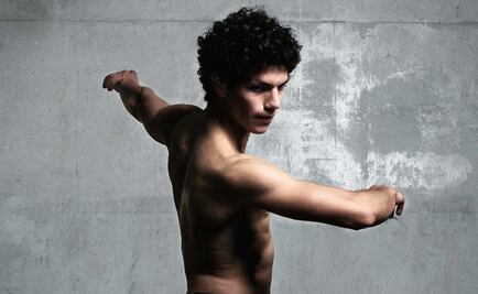 Isaac Hernández triunfa en Inglaterra con el "Lago de los cisnes"