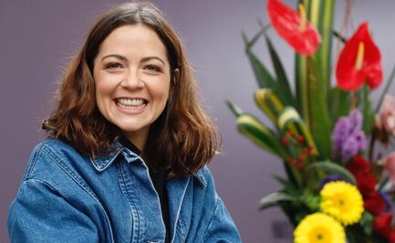 Tras coronarse en los Latin Grammy, Lafourcade celebra que folclore mexicano recorra el mundo 