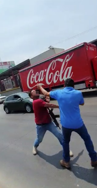 Vinculan a exagentes que dispararon contra automovilista en Edomex