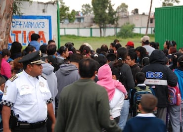 Aplican "Operativo Mochila" en el Edomex