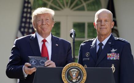 Trump crea Comando Espacial para defender los intereses de EU en el espacio