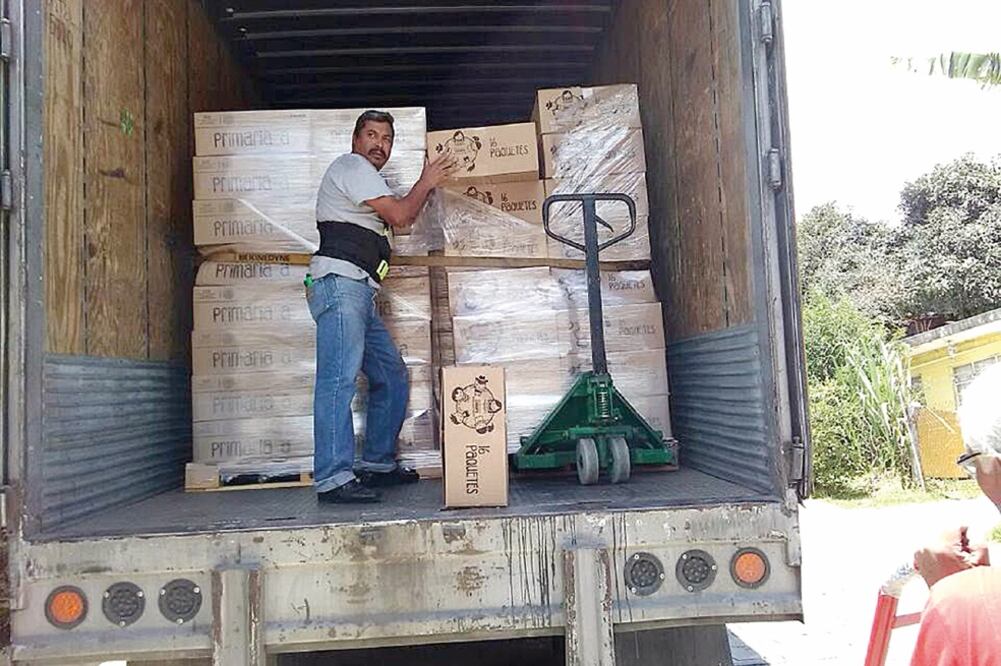 El Conafe explicó que además de mejorar las instalaciones y dar mayor preparación y capacitación para los docentes, es necesario entregar útiles escolares y materiales educativos de calidad (ESPECIAL)