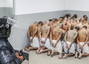 Amenazan en El Salvador a periodistas que cubrieron tregua entre gobierno y pandillas