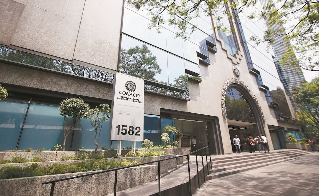 La FGR argumenta que con fondos del Conacyt se hicieron gastos que no cumplen con el objetivo de un foro consultivo, como la compra de una casa. Foto: Archivo. El Universal