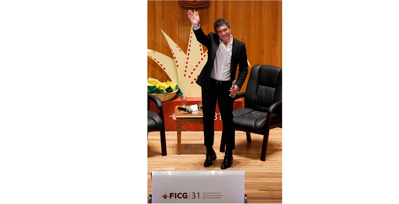 Banderas recibió el reconocimiento del Mayahuel de Plata Iberoamericano en Festival Internacional de Cine (EFE)