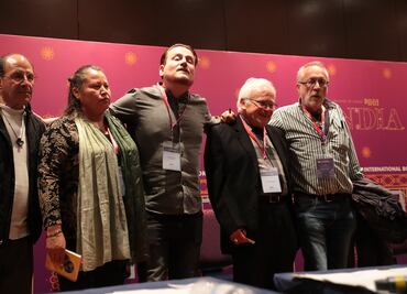 Incómodo encuentro de Sicilia y Solalinde en la FIL de Guadalajara