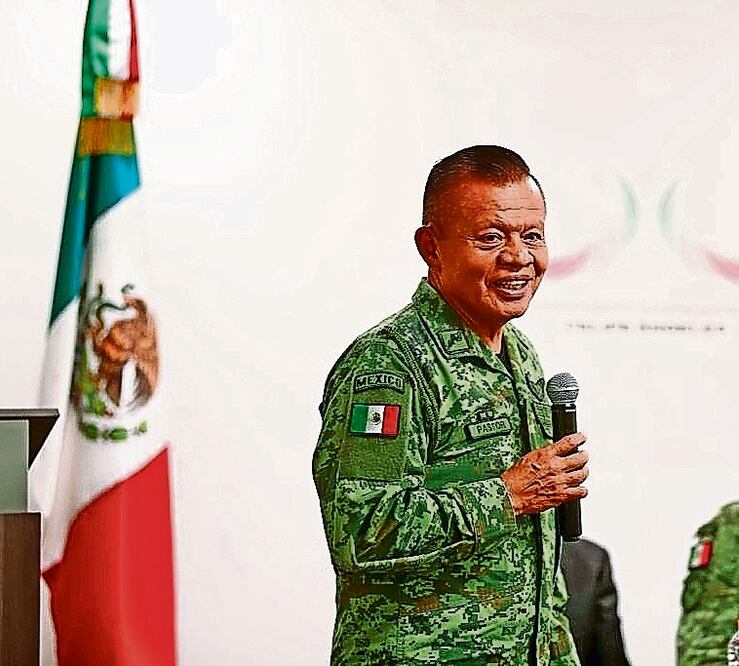 El general Isidoro Pastor Román es el director del Aeropuerto Internacional Felipe Ángeles. Foto: Archivo / EL UNIVERSAL