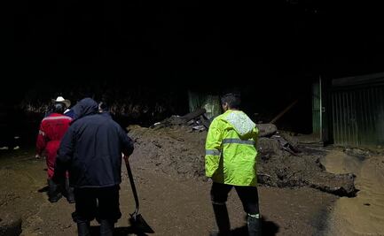 Deslave en carretera Totolmajac-Porfirio Díaz, Edomex cobra la vida de dos motociclistas