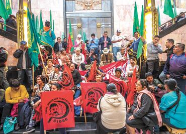 Protestarán por la obra del Zapata gay ante AMLO y en Bellas Artes