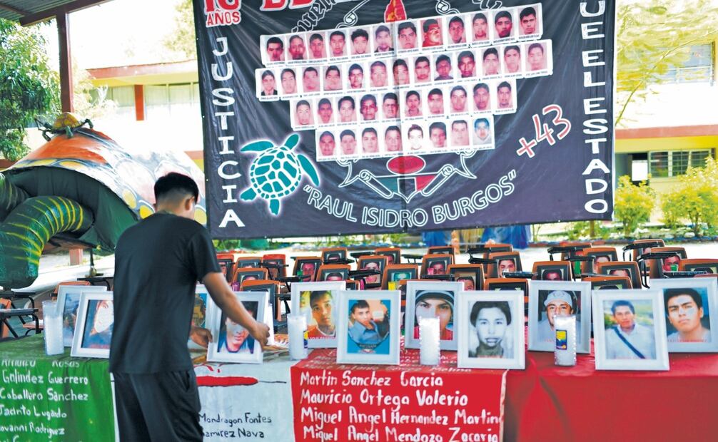Las madres y los padres de los 43 normalistas confiaban en encontrar a sus hijos durante este gobierno. Foto: Archivo / EL UNIVERSAL