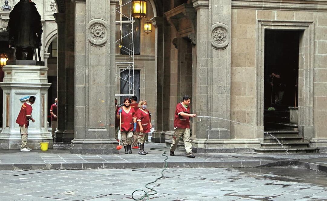 Los 20 trabajadores recibirán un salario mensual de 8 mil 200 pesos sin IVA. Foto: ARCHIVO EL UNIVERSAL