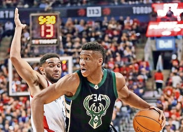 Bucks sale avante vs Raptors mansitos