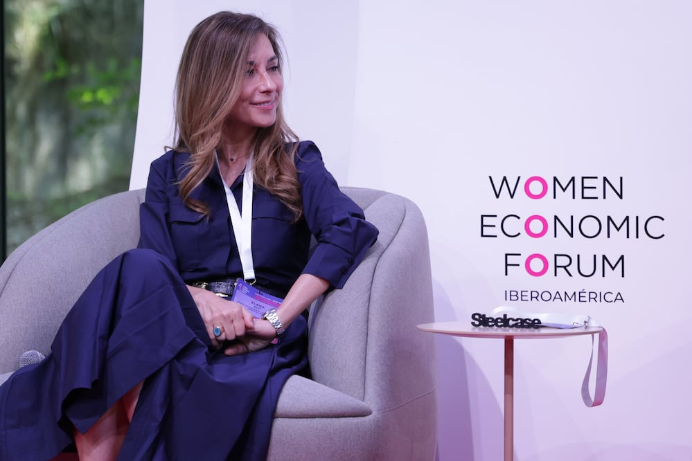 Participación de Elena Alti en el panel "Invertir en Mujeres no es tendencia, es estrategia" de la WEF en el Jardín Escénico Chapultepec. Foto :Fernanda Rojas /El Universal