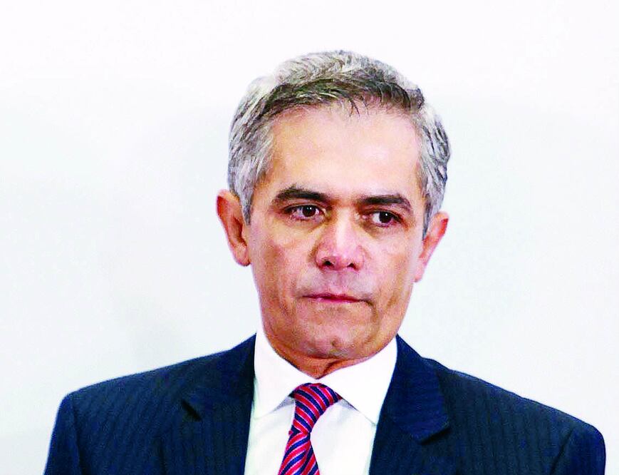 El lunes por la noche, la Secretaría de Movilidad (Semovi) informó que tras el encuentro con taxistas se comprometieron a crear mesas de trabajo para conocer sus peticiones (ARCHIVO EL UNIVERSAL