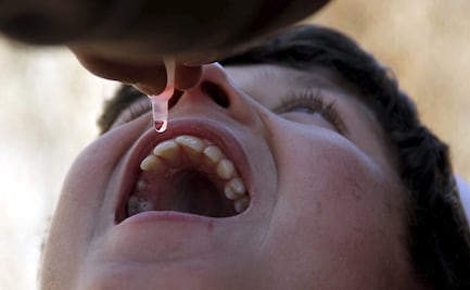 OMS celebra erradicación de la poliomielitis en Filipinas