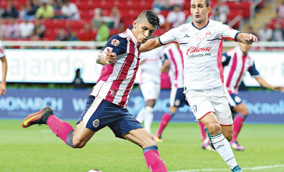 El Rebaño pretende mantenerse en el liderato, Morelia alejarse de la quema (JORGE BARAJAS. IMAGO7)