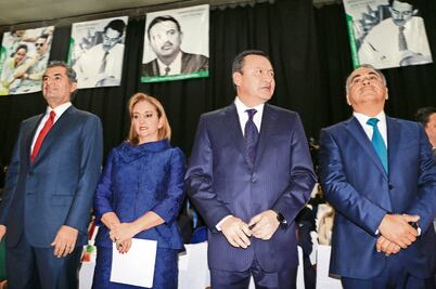 Chocan en Cámara Alta tras posponer la comparecencia de Ruiz Massieu 