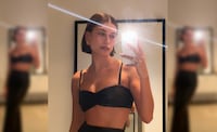 ¡Más atrevida que nunca! Hailey Bieber rompe el internet con fotos en diminuta lencería negra. Foto: Instagram
