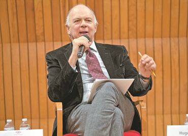 Enrique Krauze contesta a Taibo II: “No me iré nunca"