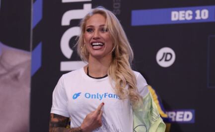 Ebanie Bridges, la boxeadora que promocionó su OnlyFans en lenceria en la ceremonia de pesaje