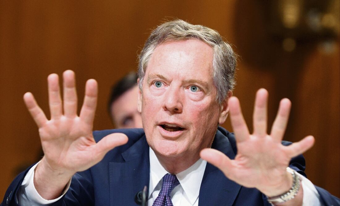 Robert Lighthizer, representante comercial de EU, al comparecer ante senadores. El funcionario confía en concluir en breve la renegociación. (MARY F. CALVERT. REUTERS)