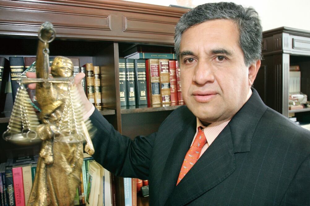 Tras una sanción de cuatro años de suspensión en el cargo, en mayo de 2016 el Consejo de la Judicatura Federal lo sancionó con 12 meses sin sueldo (ARCHIVO EL UNIVERSAL)