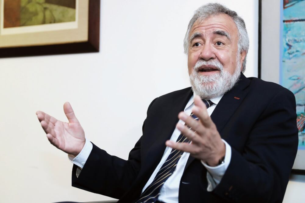 Alejandro Encinas, senador independiente. (LUCÍA GODÍNEZ. EL UNIVERSAL)